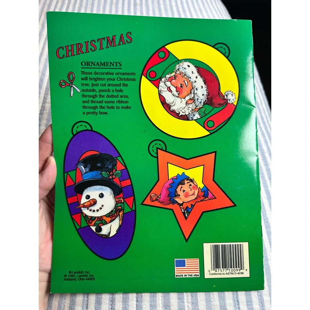 Vintage 1995 Landoll's Christmas Coloring‎ and Activity Book Santa Elves Unused